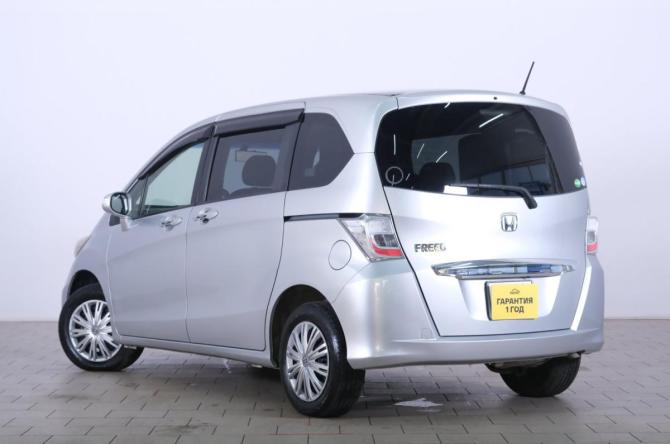Honda Freed I Рестайлинг с пробегом 2012 года, цена 1 159 000 рублей, 152000 км, компактвэн, Автокод Объявления