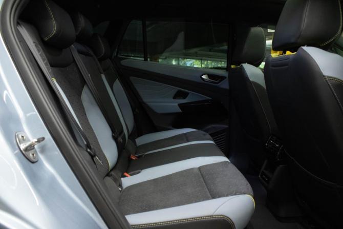 Volkswagen ID.4 с пробегом 2022 года, цена 4 379 000 рублей, 17474 км, внедорожник, Автокод Объявления