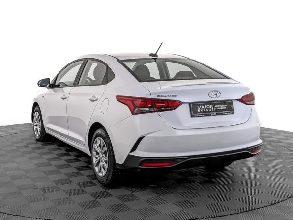 Hyundai Solaris II Рестайлинг с пробегом 2022 года, цена 1 640 000 рублей, 70359 км, седан, Автокод Объявления