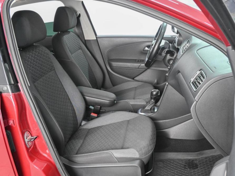 Volkswagen Polo V Рестайлинг Ростов-на-Дону  - изображение 8