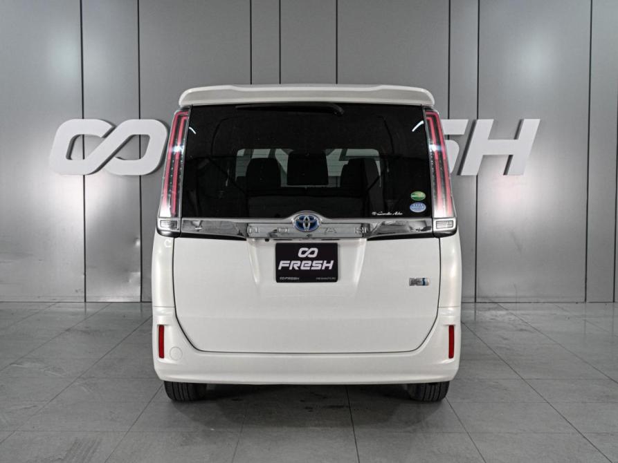 Toyota Noah III (R80) Рестайлинг Ростов-на-Дону  - изображение 4