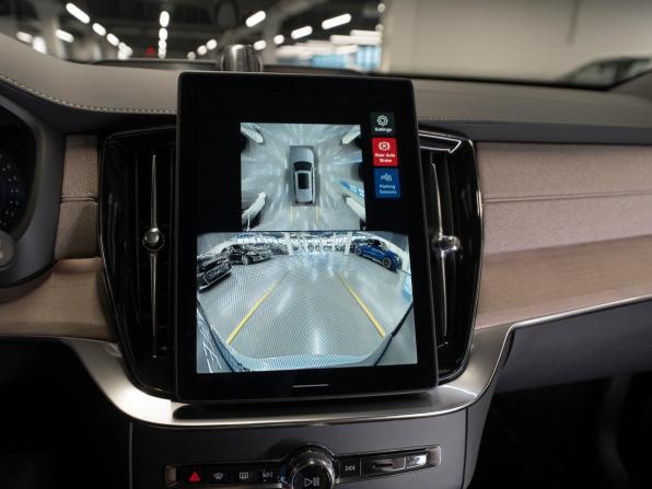 Volvo XC90 II Рестайлинг 2 с пробегом 2025 года, цена 10 000 000 рублей, 42 км, внедорожник, Автокод Объявления