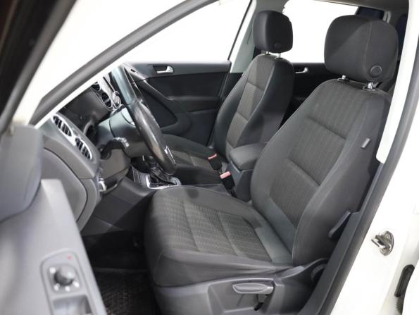 Volkswagen Tiguan I Рестайлинг с пробегом 2012 года, цена 1 379 000 рублей, 223050 км, внедорожник, Автокод Объявления