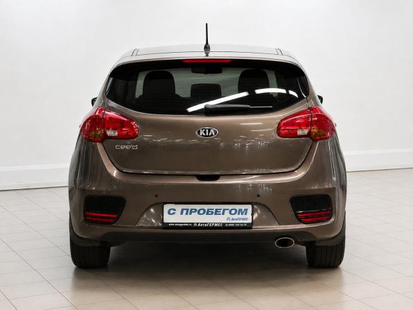 Kia Ceed II Рестайлинг с пробегом 2016 года, цена 1 070 000 рублей, 231007 км, хэтчбек, Автокод Объявления