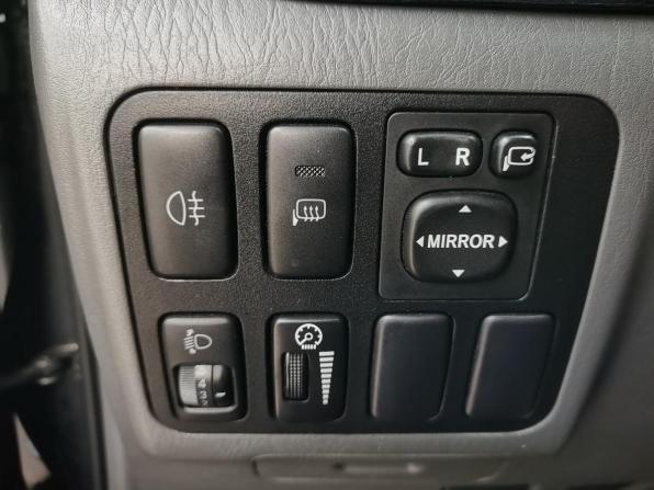Toyota Land Cruiser Prado 120 Series Рестайлинг с пробегом 2008 года, цена 2 490 000 рублей, 287003 км, внедорожник, Автокод Объявления