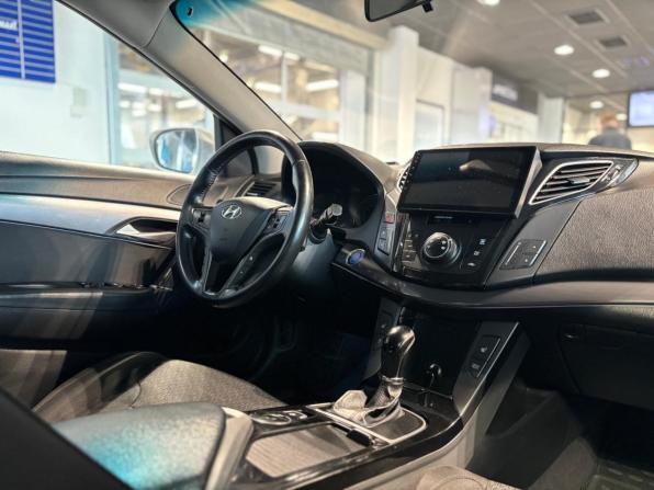 Hyundai i40 I с пробегом 2014 года, цена 1 050 000 рублей, 263900 км, седан, Автокод Объявления