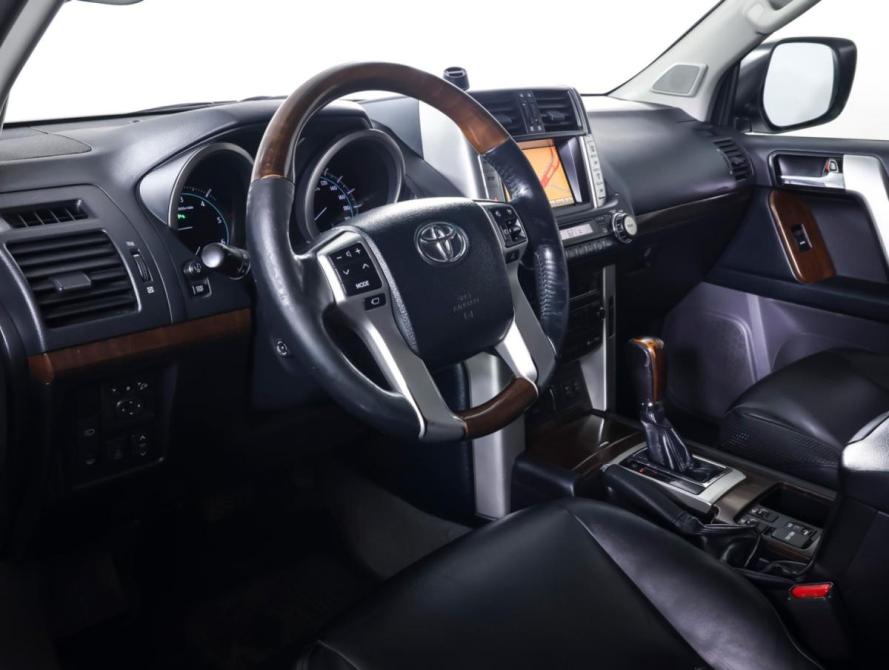 Toyota Land Cruiser Prado 150 Series Москва  - изображение 15