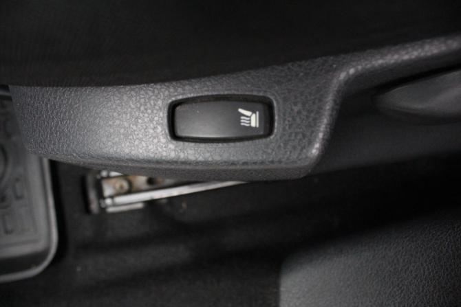 Renault Logan II с пробегом 2015 года, цена 849 000 рублей, 152674 км, седан, Автокод Объявления
