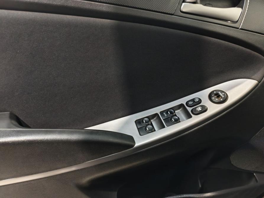 Hyundai Solaris I Рестайлинг Курск  - изображение 14