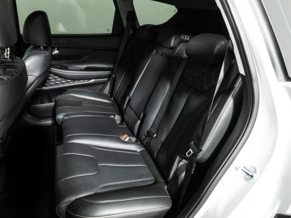 Hyundai Santa Fe IV Рестайлинг с пробегом 2021 года, цена 1 999 585 рублей, 153733 км, внедорожник, Автокод Объявления