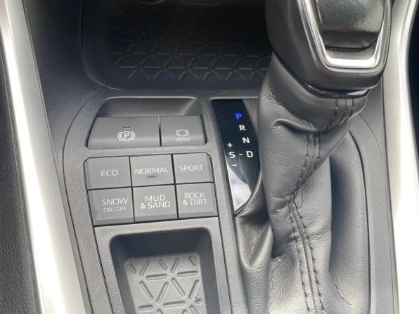 Toyota RAV4 V (XA50) с пробегом 2021 года, цена 3 700 000 рублей, 50000 км, внедорожник, Автокод Объявления