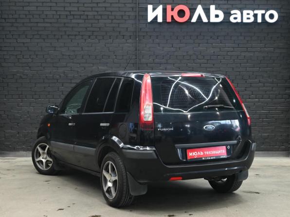 Ford Fusion I Рестайлинг с пробегом 2009 года, цена 610 000 рублей, 233445 км, хэтчбек, Автокод Объявления