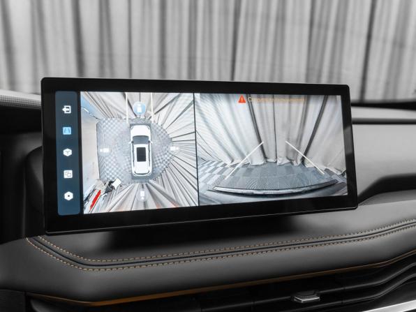 Geely Okavango I Рестайлинг с пробегом 2024 года, цена 2 680 000 рублей, 14050 км, внедорожник, Автокод Объявления