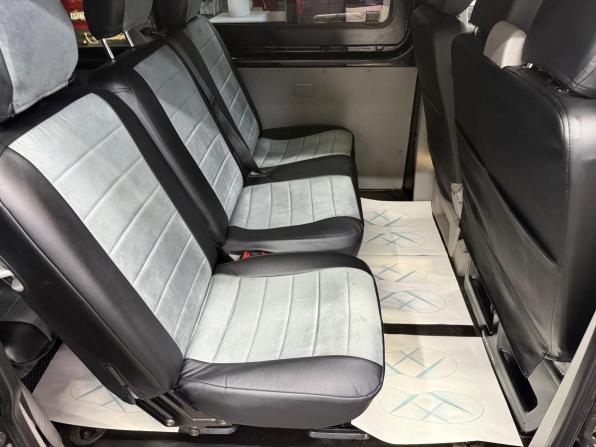 Volkswagen Transporter T5 Рестайлинг с пробегом 2012 года, цена 1 640 000 рублей, 366277 км, минивэн, Автокод Объявления