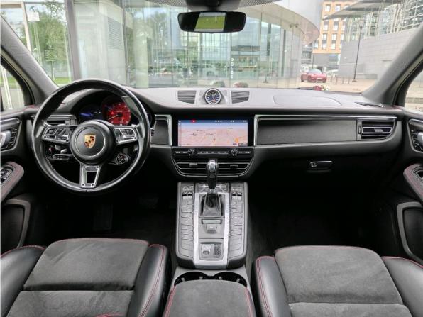 Porsche Macan I Рестайлинг с пробегом 2020 года, цена 4 750 000 рублей, 142980 км, внедорожник, Автокод Объявления