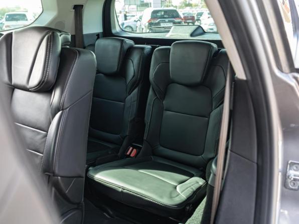 Renault Scenic IV с пробегом 2018 года, цена 1 640 000 рублей, 98328 км, компактвэн, Автокод Объявления