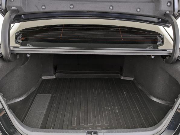 Toyota Camry VIII (XV70) Рестайлинг с пробегом 2021 года, цена 2 590 000 рублей, 120101 км, седан, Автокод Объявления