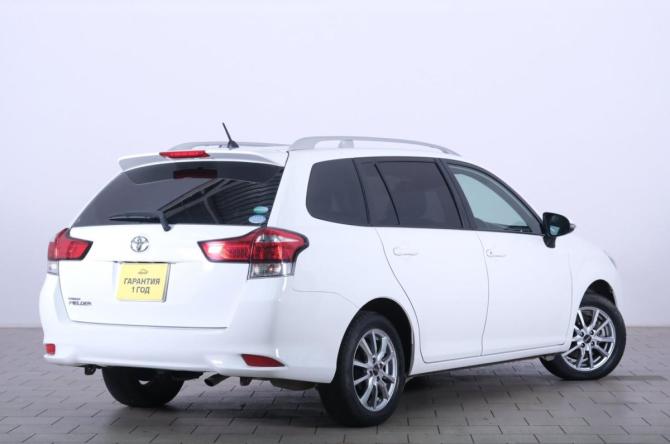 Toyota Corolla XI (E160 E170) Рестайлинг 2 с пробегом 2019 года, цена 1 699 000 рублей, 57330 км, универсал, Автокод Объявления