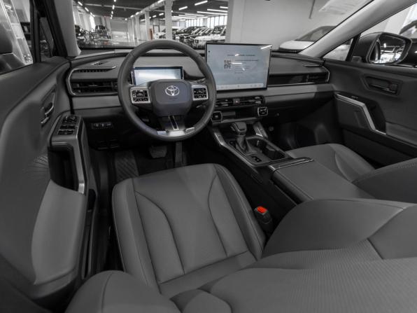 Toyota RAV4 VI (XA60) с пробегом 2026 года, цена 4 200 000 рублей, 15 км, внедорожник, Автокод Объявления