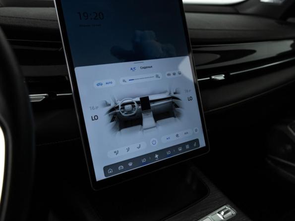 Geely Preface I с пробегом 2024 года, цена 2 719 700 рублей, 30601 км, седан, Автокод Объявления