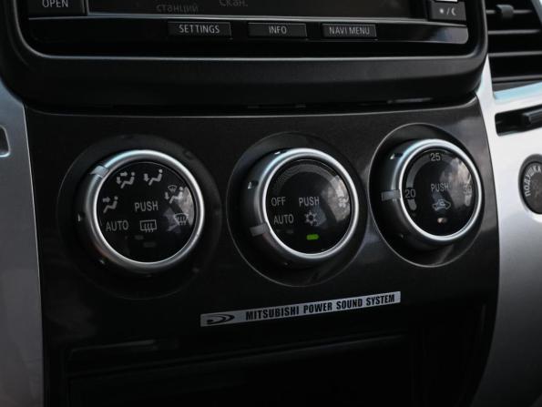 Mitsubishi Pajero Sport II Рестайлинг с пробегом 2014 года, цена 2 559 000 рублей, 119489 км, внедорожник, Автокод Объявления