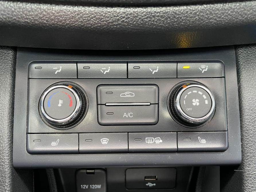 FAW Besturn X40 I Москва  - изображение 18
