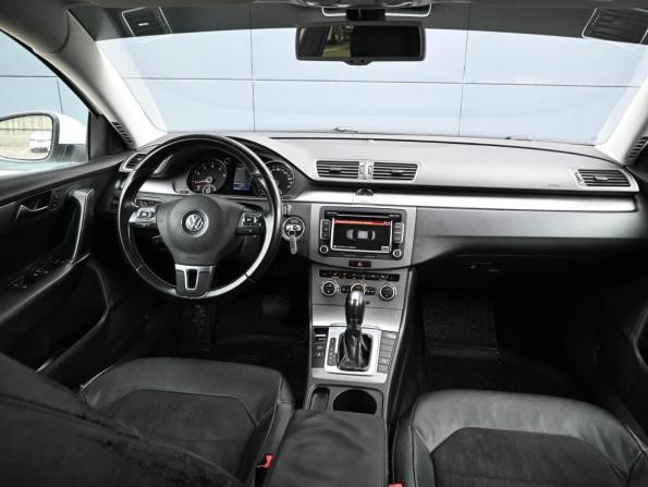 Volkswagen Passat B7 с пробегом 2012 года, цена 999 000 рублей, 244257 км, седан, Автокод Объявления