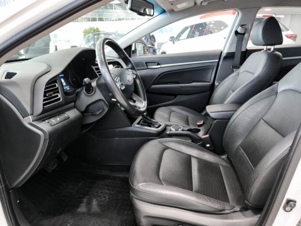 Hyundai Elantra VI (AD) Рестайлинг с пробегом 2019 года, цена 1 850 000 рублей, 60885 км, седан, Автокод Объявления