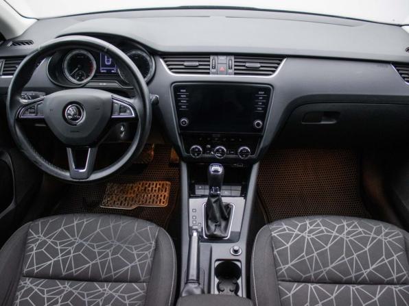 Skoda Octavia III (A7) Рестайлинг с пробегом 2020 года, цена 1 920 000 рублей, 120771 км, лифтбек, Автокод Объявления