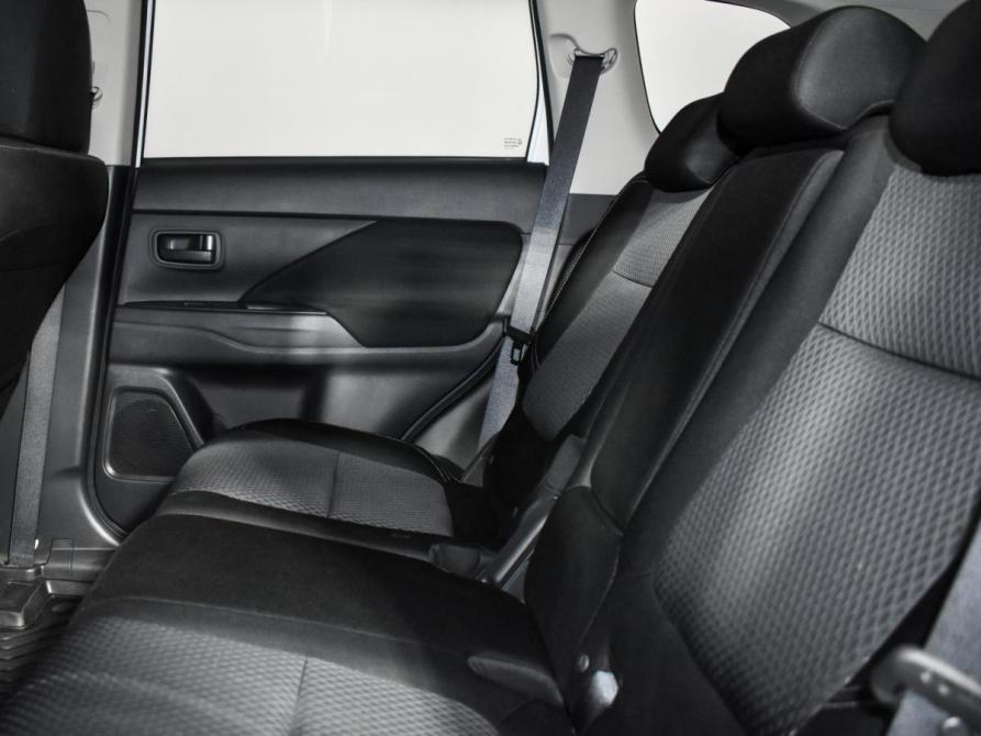 Mitsubishi Outlander III Рестайлинг 3 Санкт-Петербург  - изображение 12