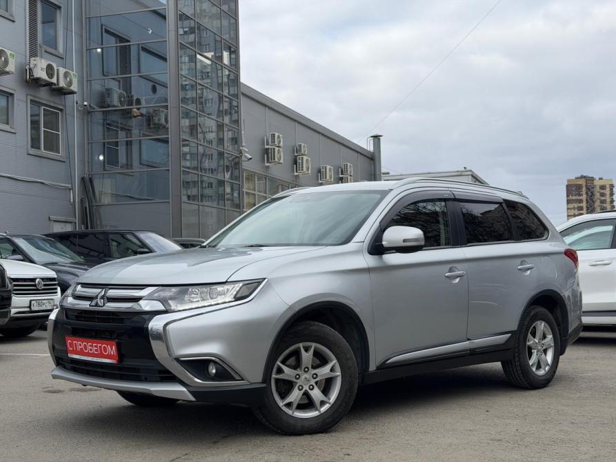 Mitsubishi Outlander III Рестайлинг 2 Санкт-Петербург  - изображение 3