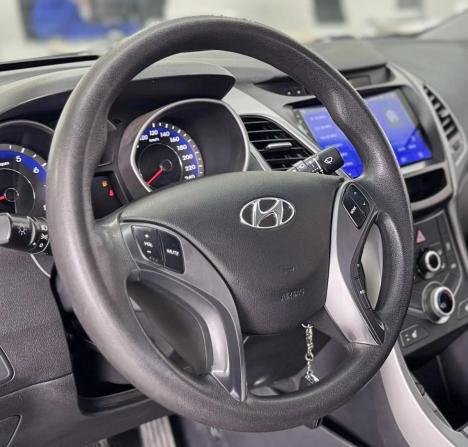 Hyundai Elantra V (MD) Рестайлинг с пробегом 2015 года, цена 1 239 000 рублей, 72000 км, седан, Автокод Объявления