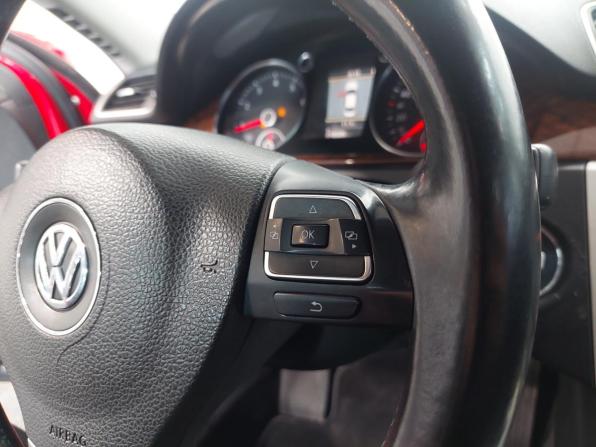 Volkswagen Passat B7 с пробегом 2012 года, цена 920 000 рублей, 269056 км, седан, Автокод Объявления