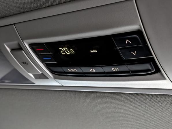 Volkswagen Multivan T6 Рестайлинг с пробегом 2020 года, цена 4 390 000 рублей, 156022 км, минивэн, Автокод Объявления