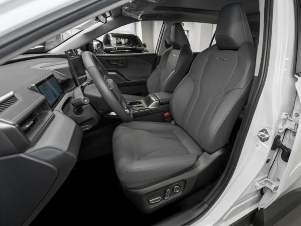 Toyota RAV4 VI (XA60) с пробегом 2026 года, цена 4 100 000 рублей, 50 км, внедорожник, Автокод Объявления