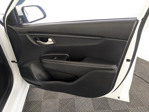 Kia Rio IV с пробегом 2019 года, цена 1 290 000 рублей, 139027 км, седан, Автокод Объявления