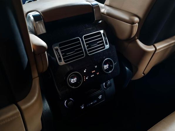 Land Rover Range Rover IV Рестайлинг с пробегом 2018 года, цена 5 470 000 рублей, 173800 км, внедорожник, Автокод Объявления