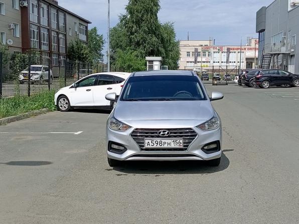 Hyundai Solaris II с пробегом 2019 года, цена 999 000 рублей, 151677 км, седан, Автокод Объявления