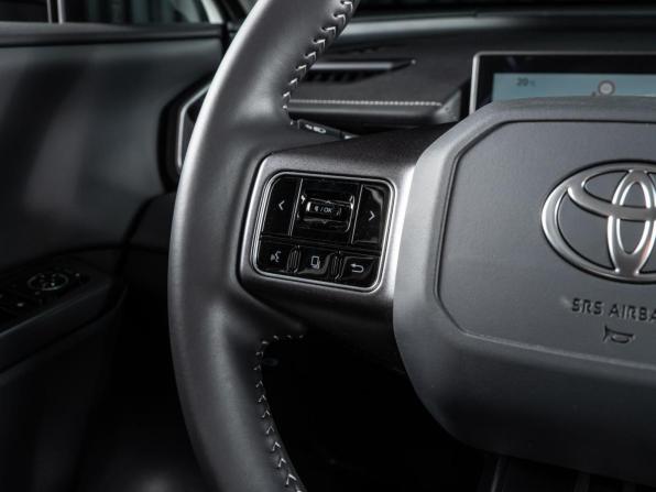 Toyota RAV4 VI (XA60) с пробегом 2026 года, цена 4 400 000 рублей, 88 км, внедорожник, Автокод Объявления