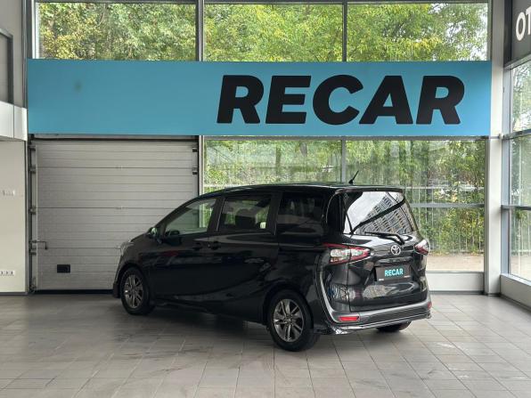 Toyota Sienta II с пробегом 2018 года, цена 1 520 000 рублей, 59744 км, минивэн, Автокод Объявления
