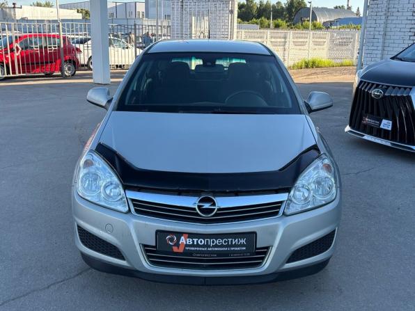 Opel Astra H Рестайлинг с пробегом 2010 года, цена 550 000 рублей, 281717 км, универсал, Автокод Объявления