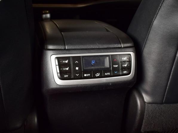 Toyota Highlander III (XU50) с пробегом 2013 года, цена 2 530 995 рублей, 234927 км, внедорожник, Автокод Объявления