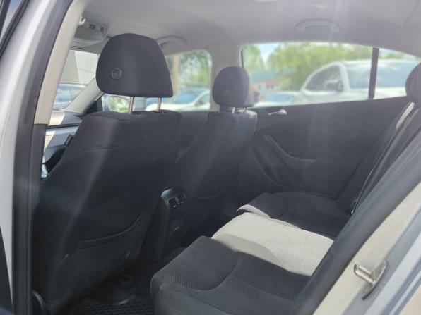 Volkswagen Passat B6 с пробегом 2010 года, цена 650 000 рублей, 171283 км, седан, Автокод Объявления