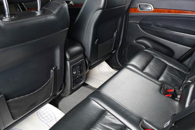 Jeep Grand Cherokee IV (WK2) с пробегом 2012 года, цена 1 679 000 рублей, 282000 км, внедорожник, Автокод Объявления