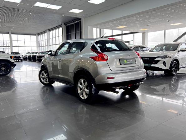 Nissan Juke I с пробегом 2012 года, цена 1 195 000 рублей, 118174 км, внедорожник, Автокод Объявления
