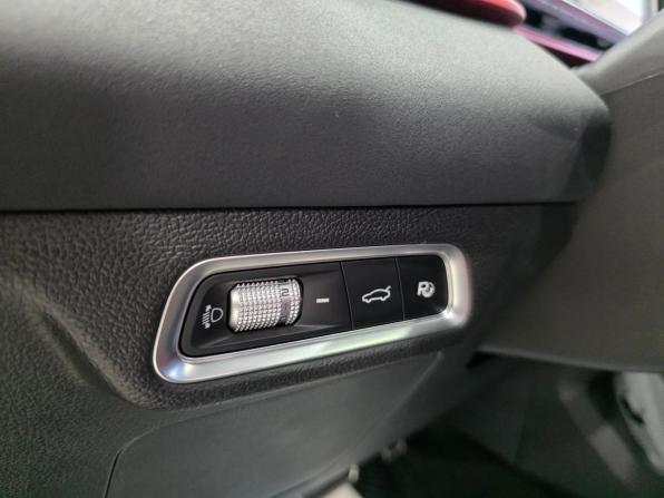 Geely Coolray I Рестайлинг с пробегом 2023 года, цена 1 979 000 рублей, 29121 км, внедорожник, Автокод Объявления