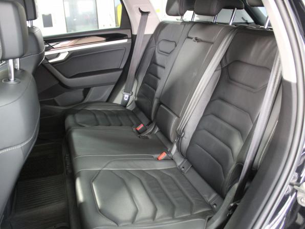 Volkswagen Touareg III с пробегом 2021 года, цена 5 650 000 рублей, 56265 км, внедорожник, Автокод Объявления