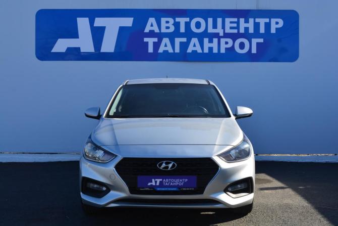 Hyundai Solaris II с пробегом 2017 года, цена 1 340 000 рублей, 130568 км, седан, Автокод Объявления