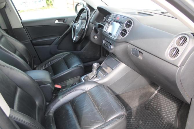 Volkswagen Tiguan I с пробегом 2010 года, цена 1 050 000 рублей, 203000 км, внедорожник, Автокод Объявления