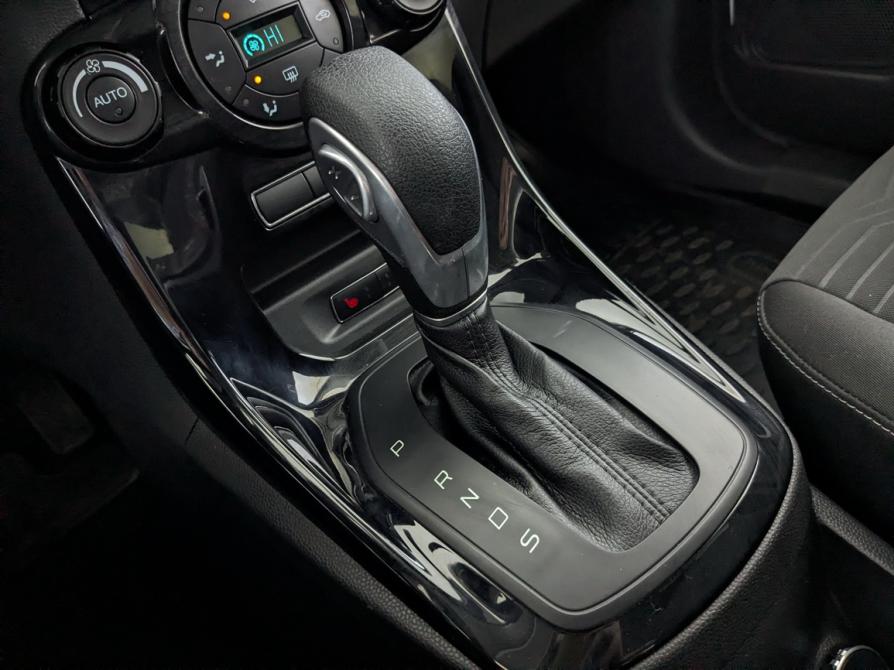 Ford Fiesta Mk6 Рестайлинг Москва  - изображение 28